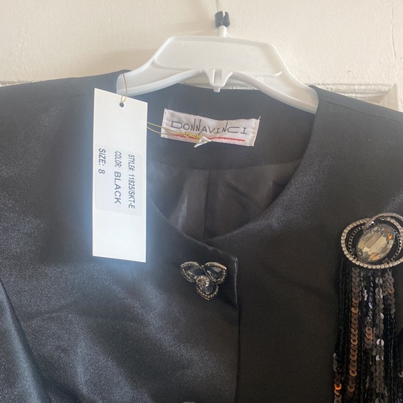 Donnavinci Embellished Jacket - Picture 4 of 9